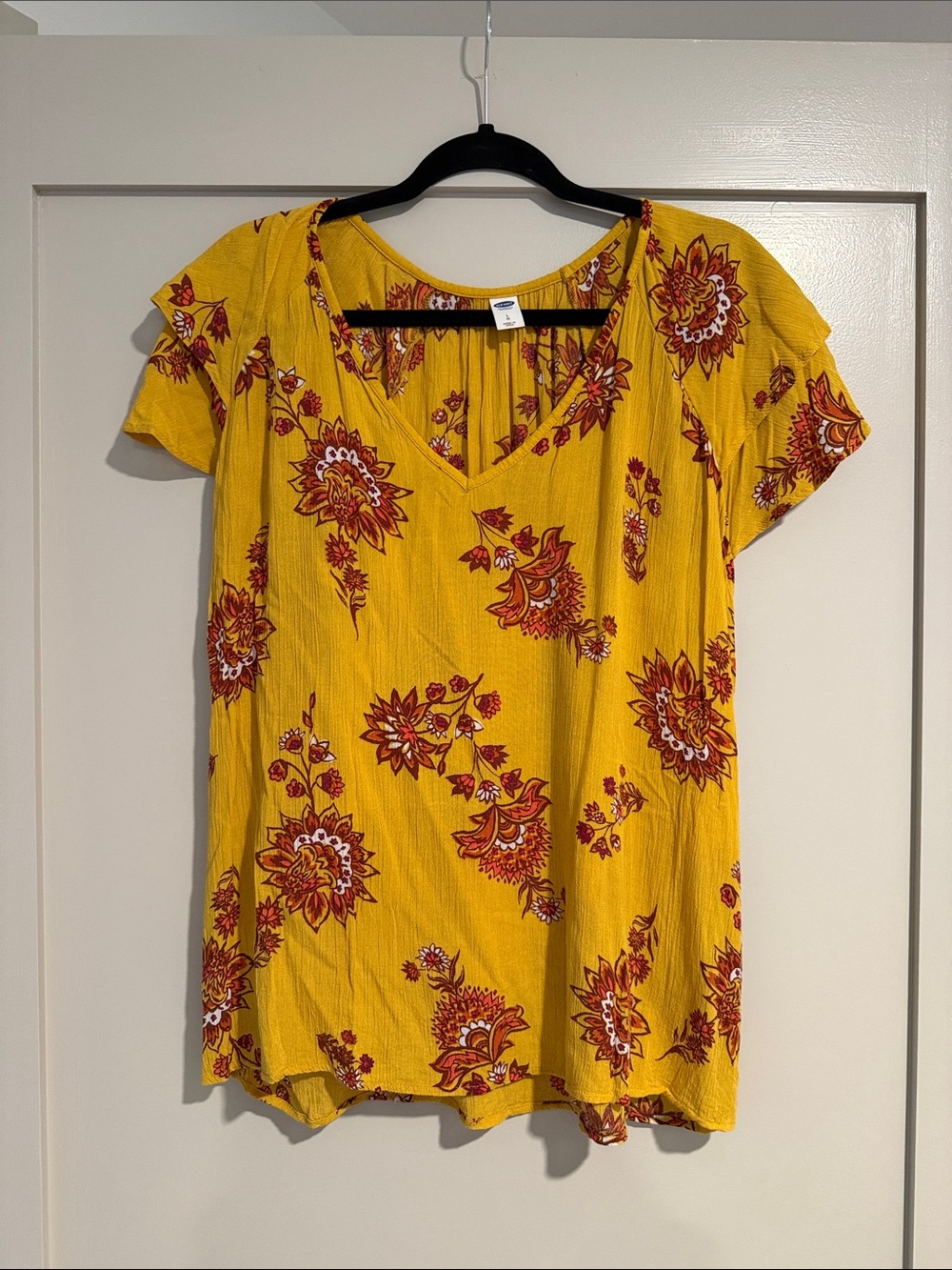 Old Navy Yellow Floral V-Neck Tunic Top